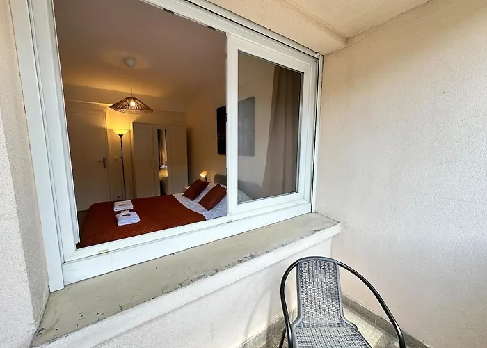 M Lorry Frida Cosy Au Rdc Avec Balcon Proche