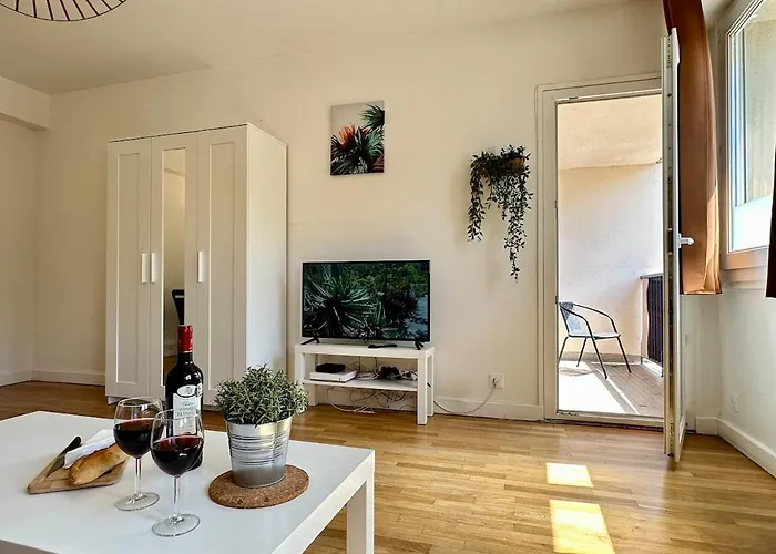 M Lorry Frida Cosy Au Rdc Avec Balcon Proche Daire