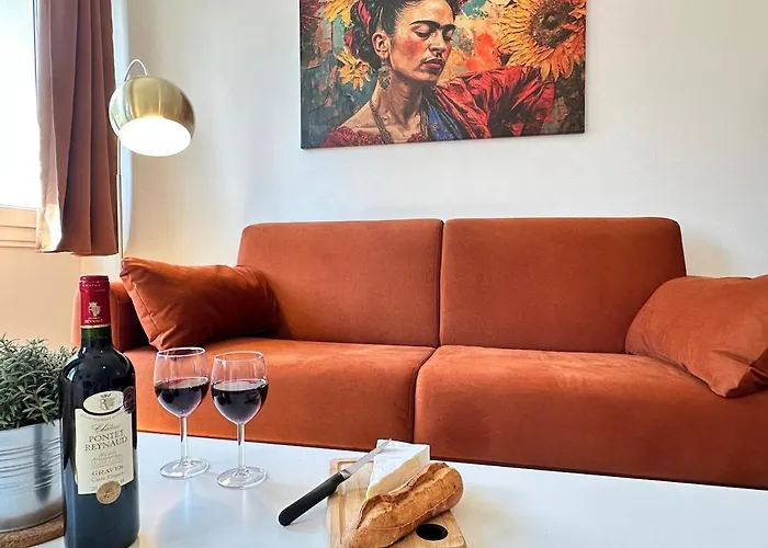 M Lorry Frida Cosy Au Rdc Avec Balcon Proche